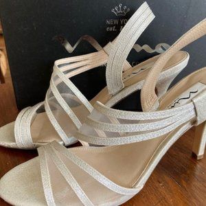 Nina Silver Evening Shoes - 8 M